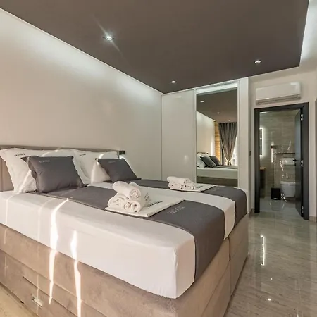 Villa Travera 3 *