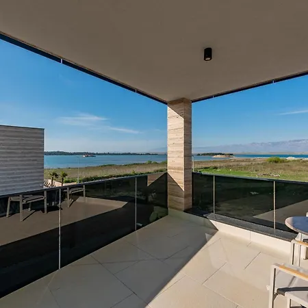 Villa Travera 3 *
